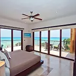 Faro Condos Ocean Front PH Surf 408